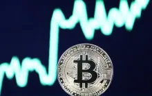 Unable to outperform the stock market, unable to compete with precious metals, has Crypto truly become the "outsider" in a bull market?