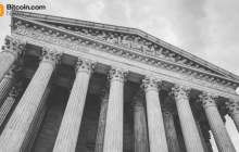 比特币在最高法院推迟关税裁决后飙升至92,000美元。