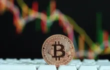 Glassnode：8.3万阻力下暗流涌动，BTC步入震荡吸筹「深水区」