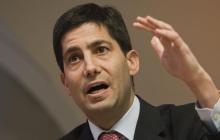 沃什上任后，降息与缩表政策为何难有实质改变？