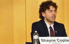 波利市场因强烈反对而撤回有争议的伊朗救援市场