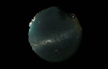 2010 US stock flash crash rehearsal! Claude hacked into the bottom layer, Google warns: AI will wipe out trillions of human wealth.