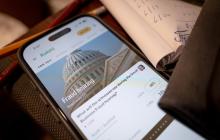 卡尔希现在控制着美国预测市场的89%，因受监管的交易占据主导地位。