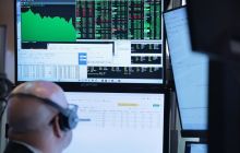 比特币突破$72,000，但Circle和Bullish在评级下调后骤降