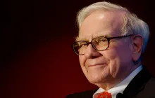 Non-farm unexpectedly declines, Buffett takes action: two key signals for the stabilization and recovery of the U.S. stock market.